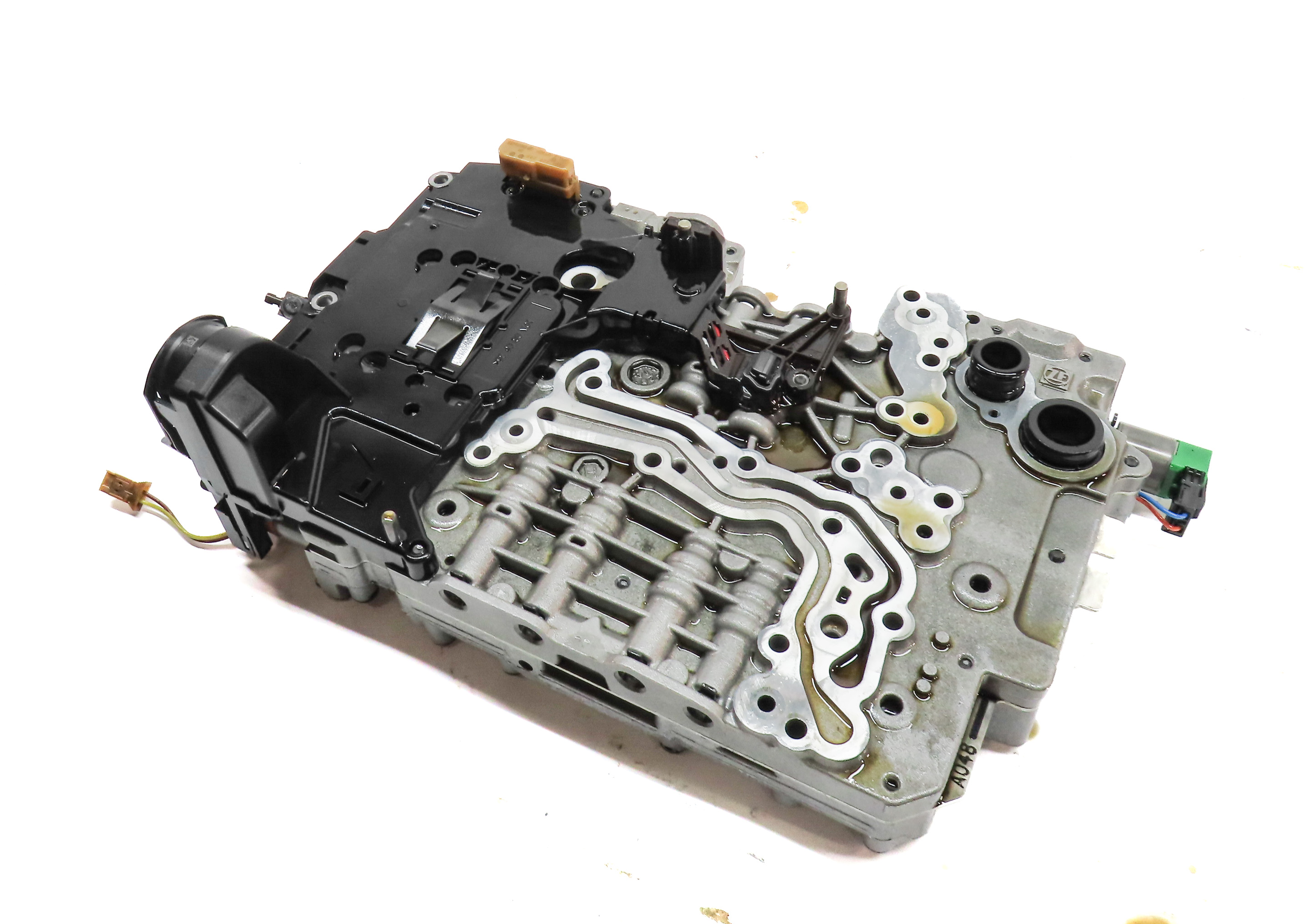 2013-2016 RANGE ROVER SPORT (L494) SUPERCHARGED VALVE BODY (AUTO START STOP) — exact item pictured